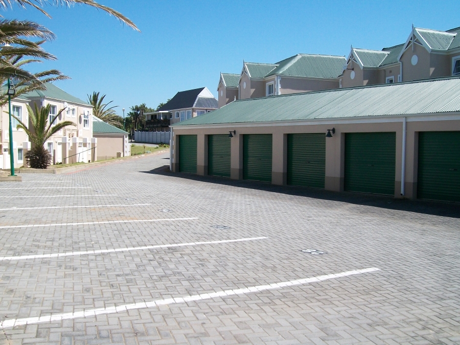 3 Bedroom Property for Sale in Marina Martinique Eastern Cape